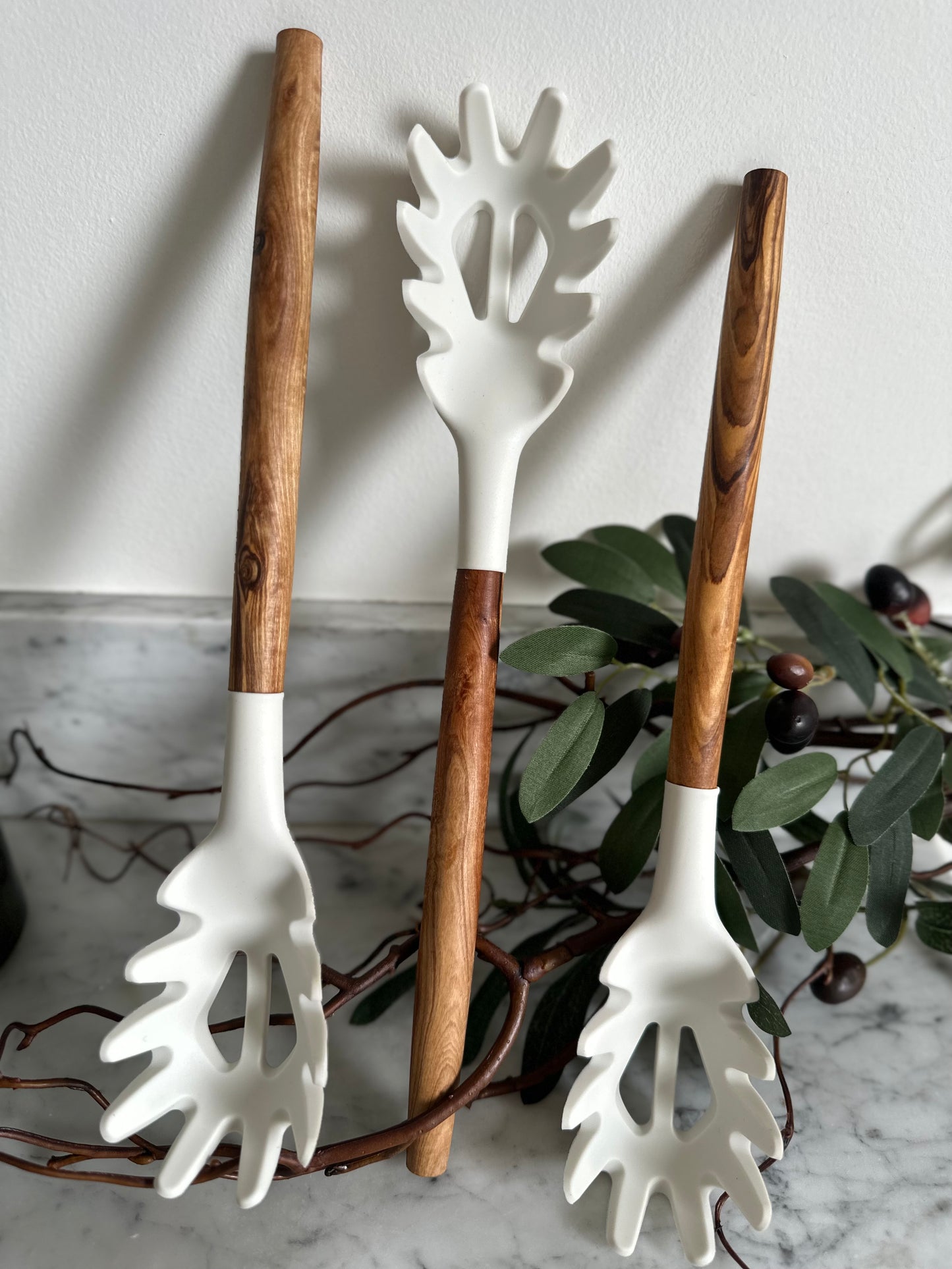 Olive Wood x Silicone Pasta Server