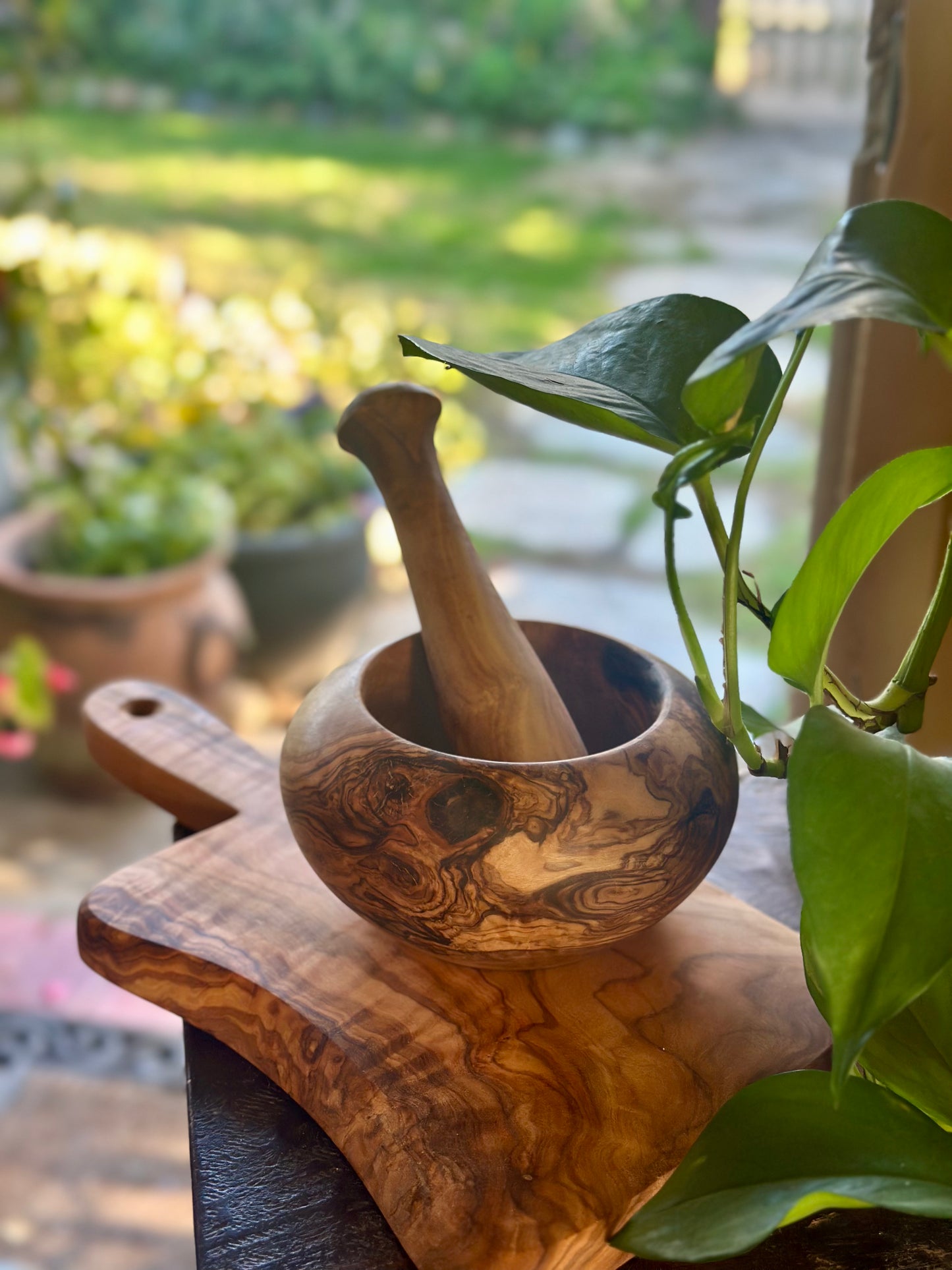 Olive Wood Rustic Mortar & Pestle - Smooth