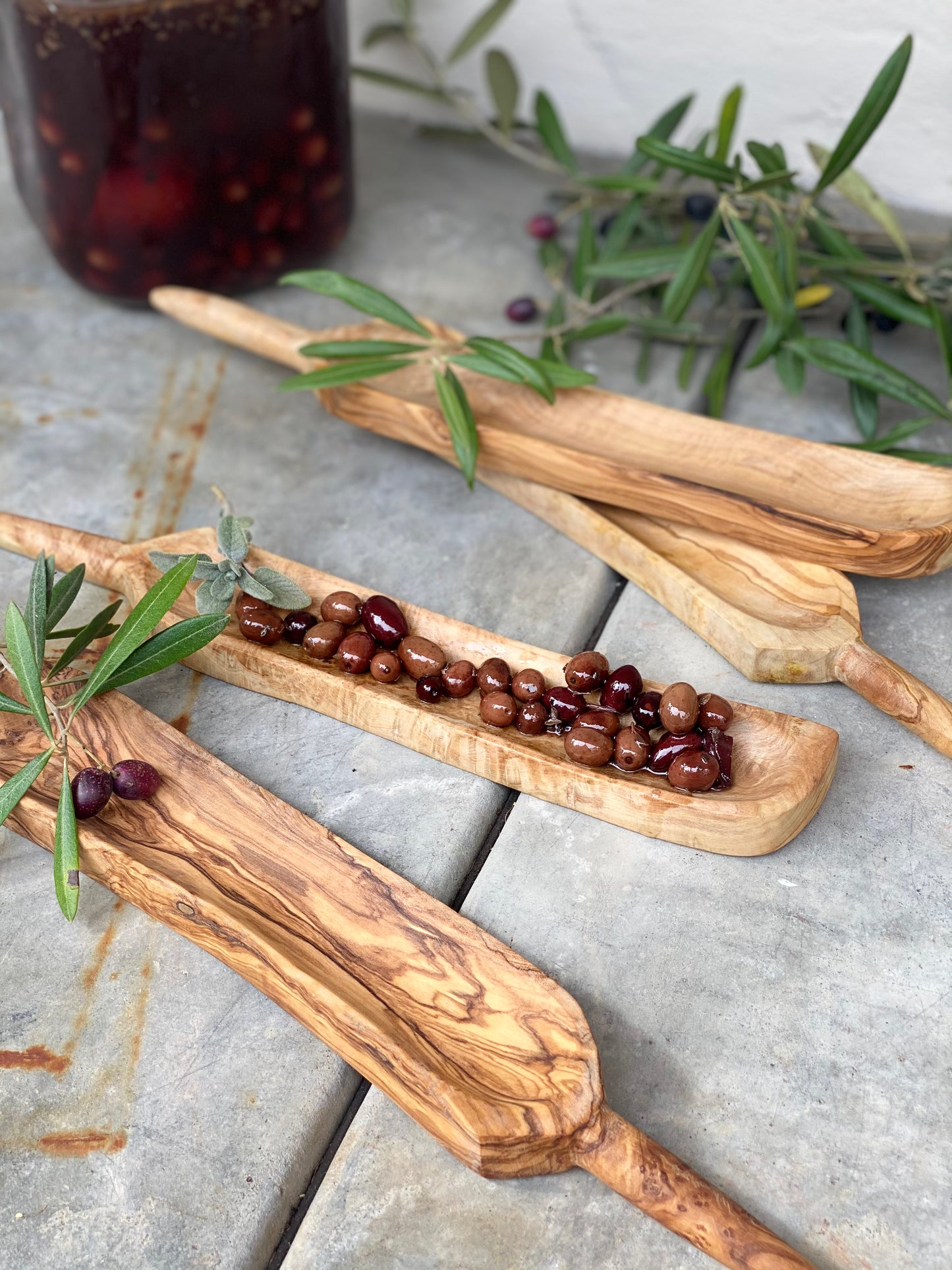Olive Wood Narrow//Olive Tray w/handle