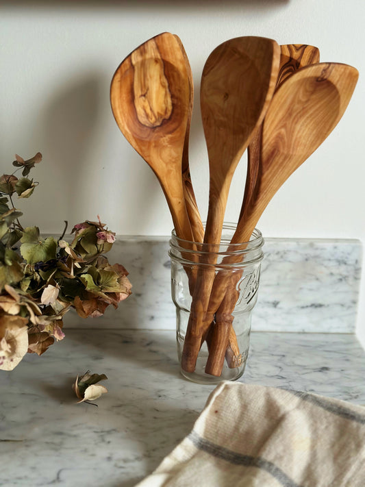 Olive Wood Corner Spoon//12 inch
