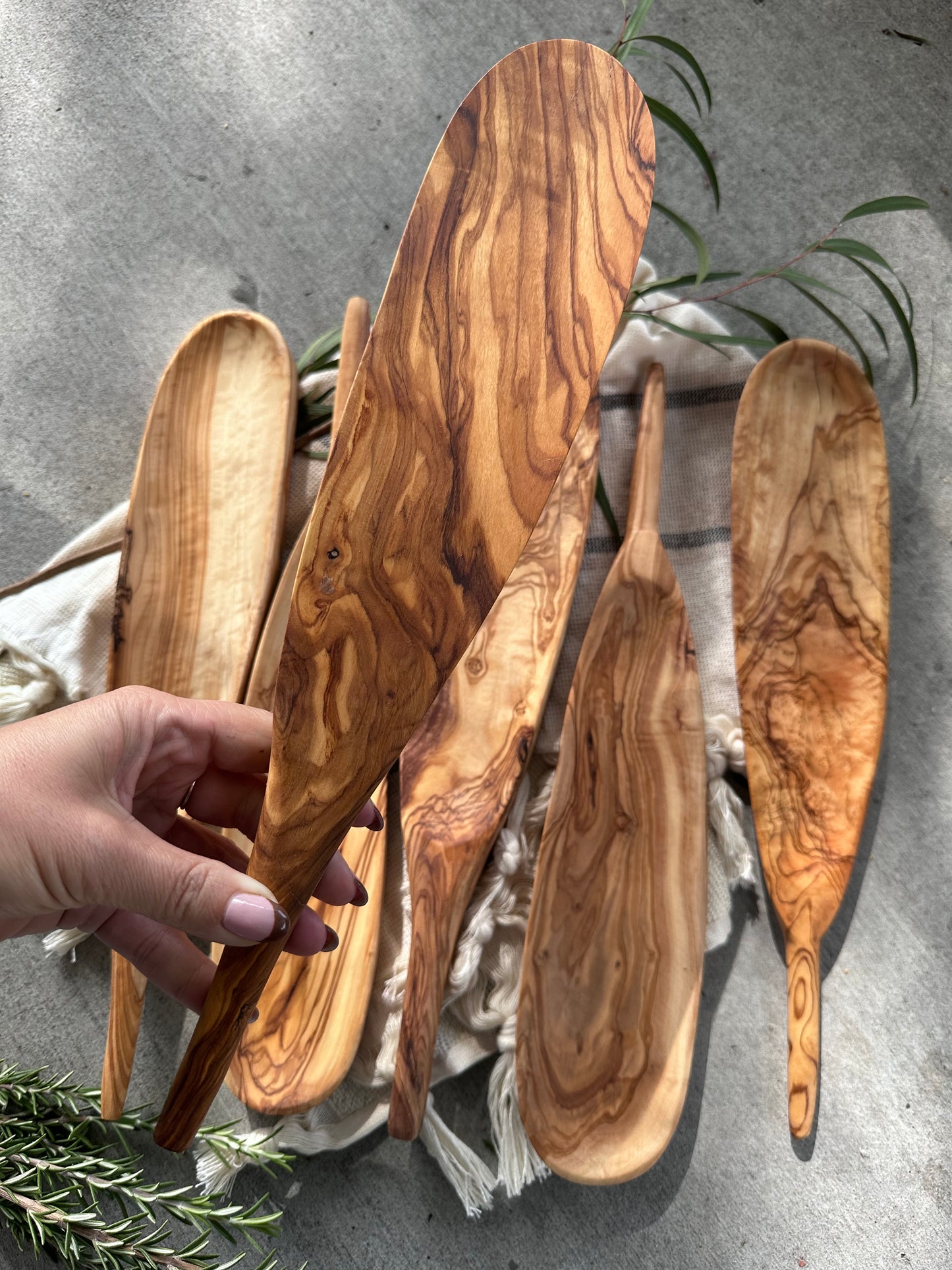 Olive Wood Tapas Dish w/Handle - BACK IN STOCK