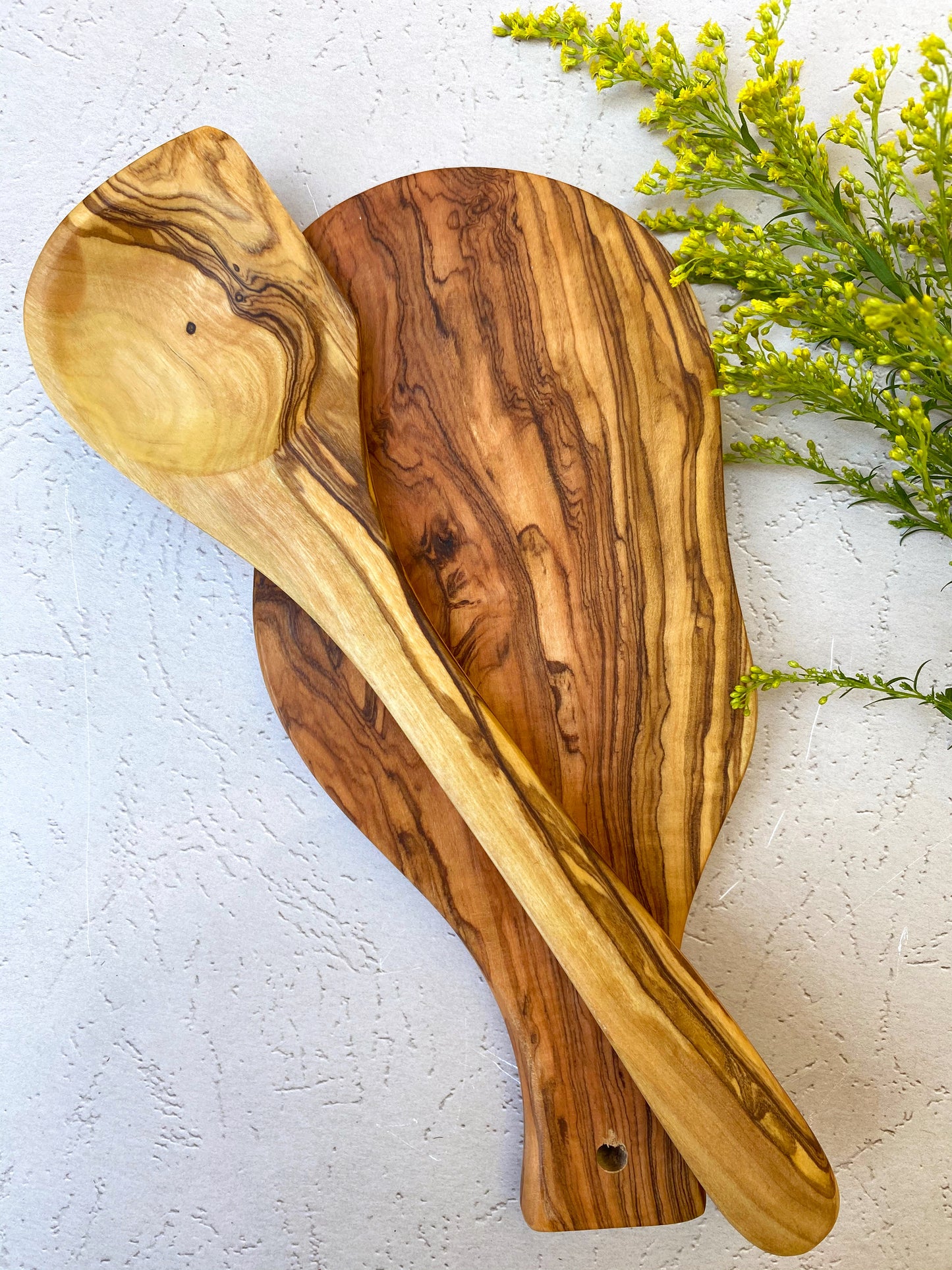 Olive Wood Corner Spoon//12 inch